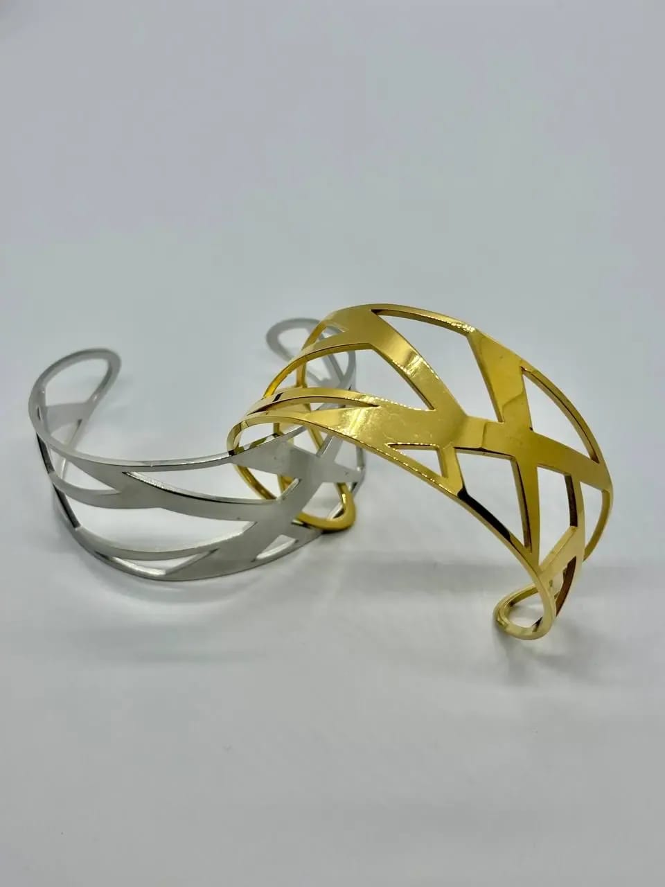 Two-Tone Wave Cuff — Bangles