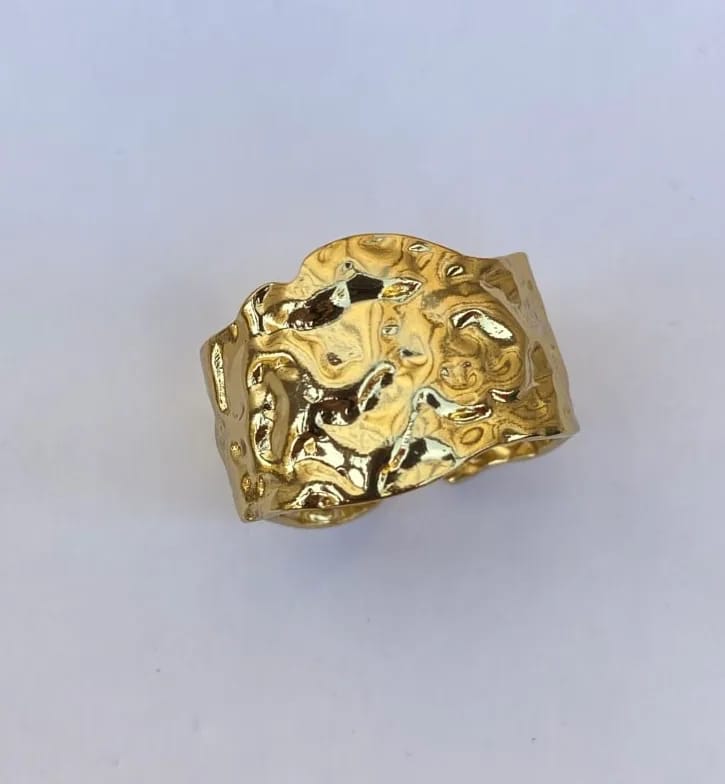 Hammered Golden Ring — Rings, photo 1 of 2