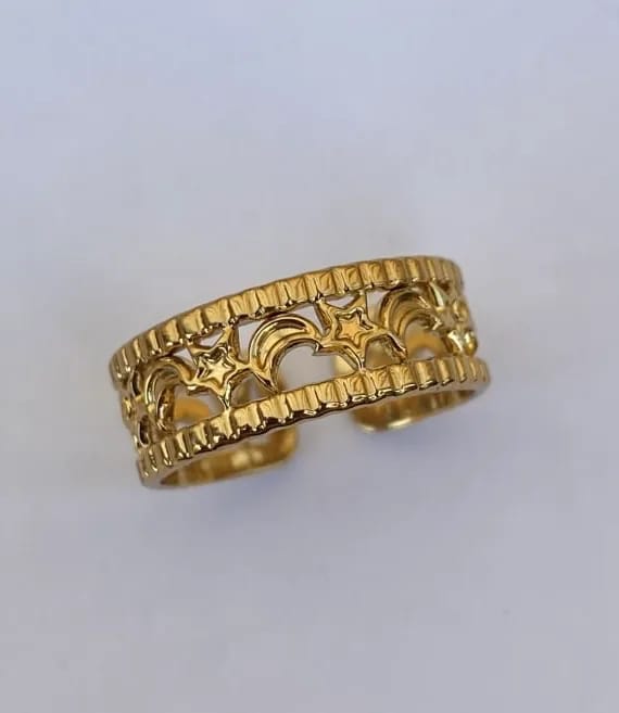 Engraved Band Ring — Rings, photo 1 of 2