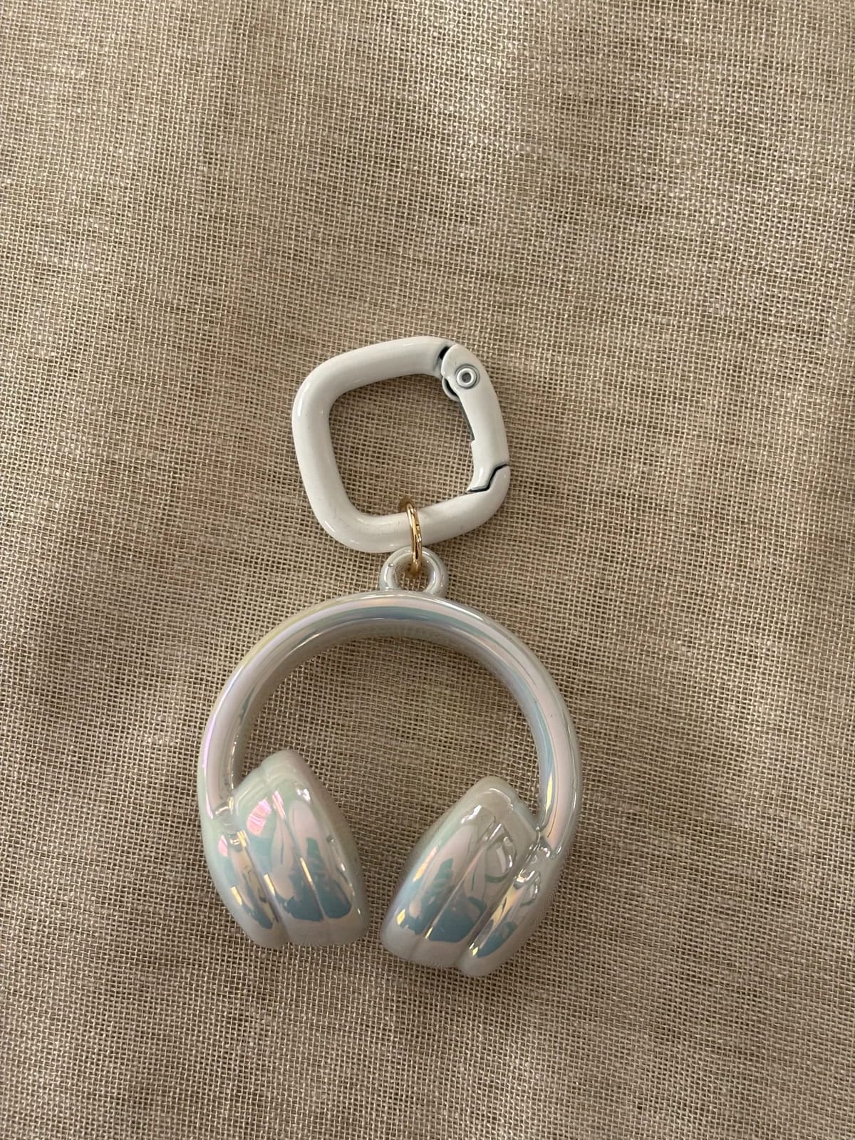 White Headphone Charm — Key, Bag & Phone Chains